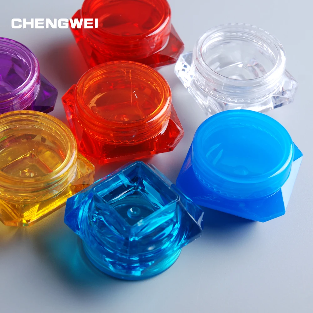 

CHENGWEI 9 Color Choose 3g/5g Empty Plastic Refillable Cream Box 50Pcs/Lot Eye Shadow Lip Balm Screw Cap Makeup Container