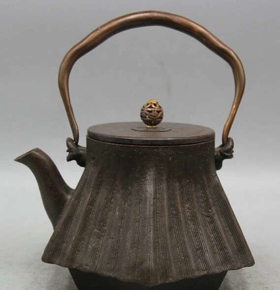 

JP S0524 10" Archaic Japanese Iron Gilt Tree Dynasty Portable Kettle Wine Tea Pot Flagon