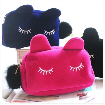 

New 2018 Women Cartoon Minions Zipper Plush Makeup bag Girl Cute Cosmetic Bag travel Storage Bags Make Up Organizer