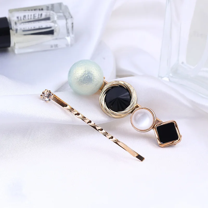

2 Pcs Korean Vintage Geometric Button Duckbill Clip for Girl Women Fashion Personality Hairpins Combination Set Hair Accessories