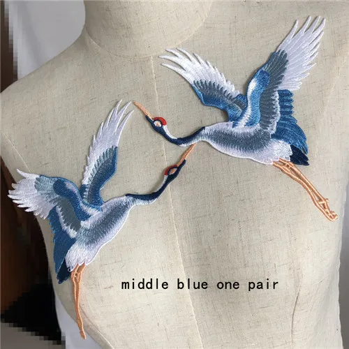 SASKIA 1 пара вышитых пластырей в китайском стиле аппликация на одежду вышивка красно-коронованный журавль птицы Сделай Сам вышитые наклейки для одежды - Цвет: middle blue