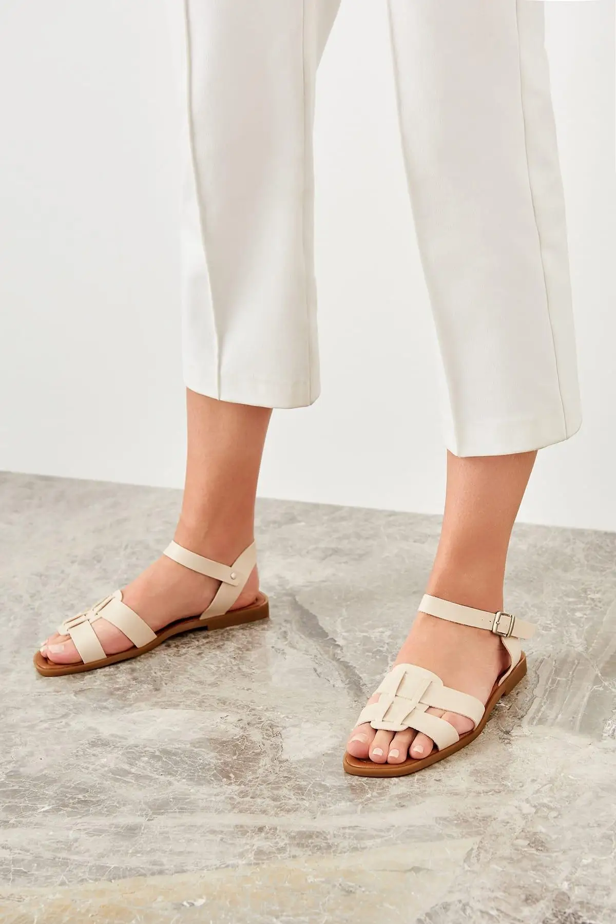 

Trendyol Beige Women 'S Sandals TAKSS19SD0026