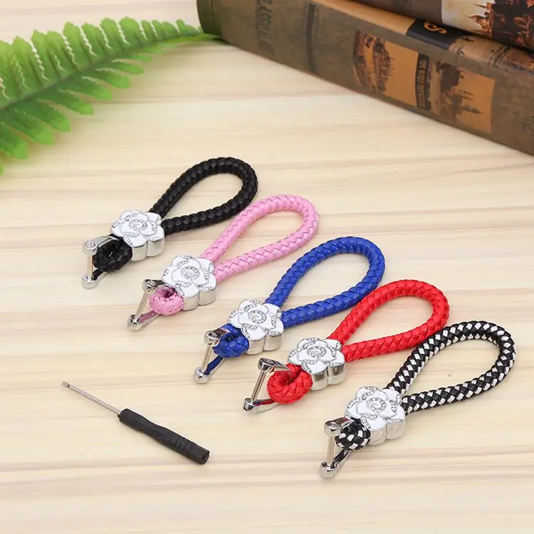 Hand braided rope key chain alloy flower skin rope key chain candy