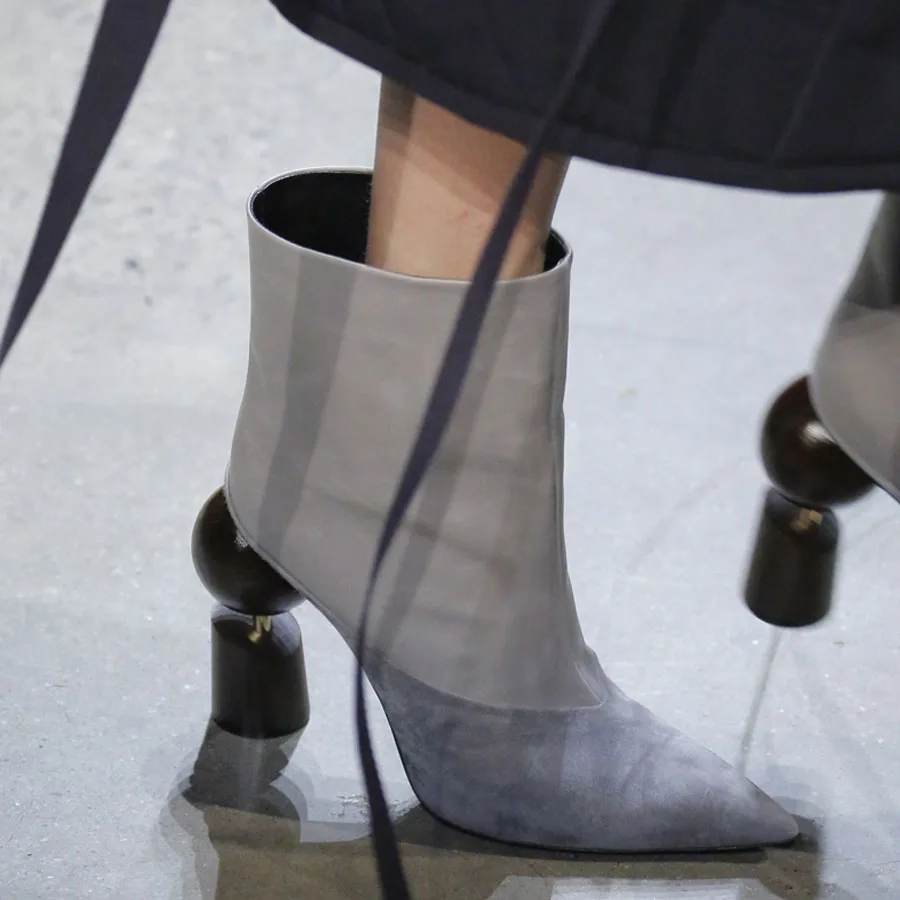 Prova Perfetto; фирменный дизайн; женские ботинки с острым носком; необычный стиль; обувь на высоком каблуке без застежки; женские ботинки на деревянном каблуке
