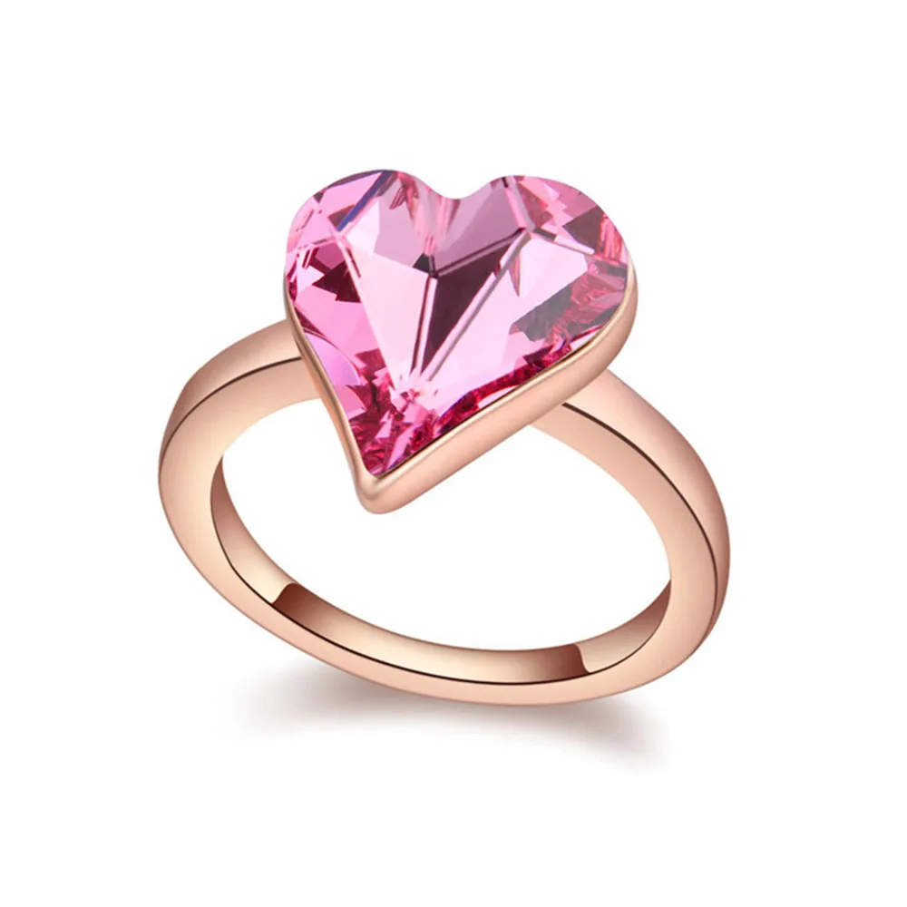 кольцо с сердечком розовое золото