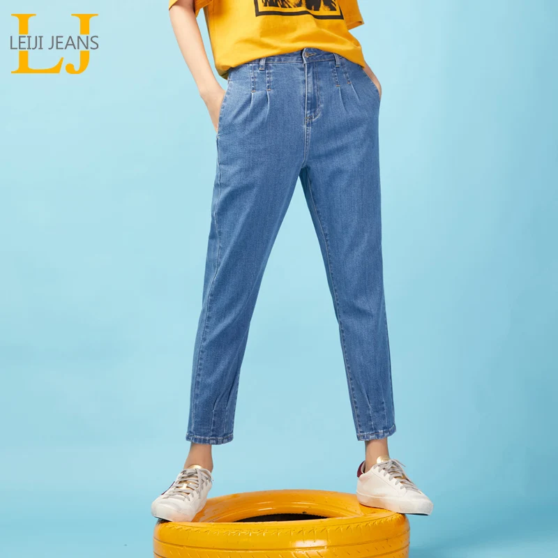 Женские джинсы LEIJIJEANS светло синие до щиколотки в стиле ретро со средней талией