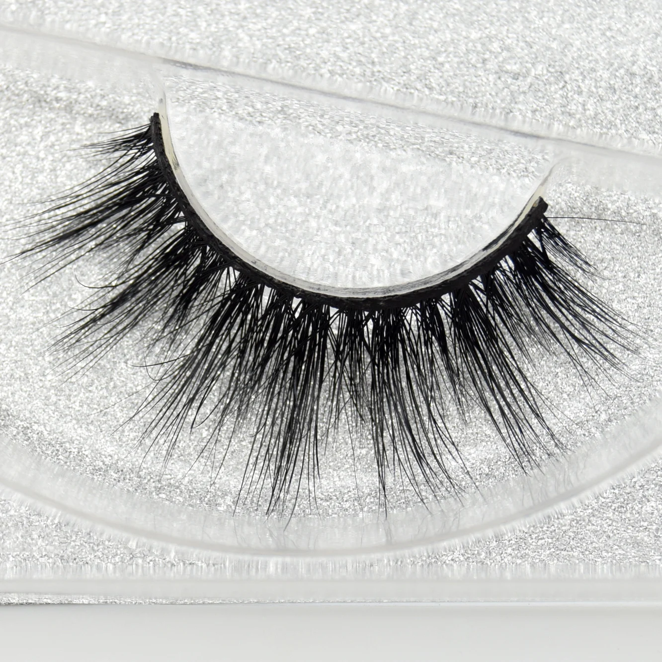 

Visofree Mink Lashes Medium Volume Eyelashes Light-weighted Natural Eyelashes Crisscross Curly Eyelashes cilios posticos D125