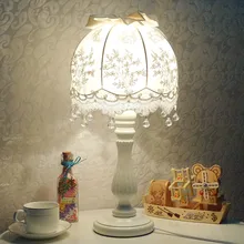 Стол в европейском стиле лампа спальня оригинальная прикроватная лампа Свадебная мода теплая пасторальная Французская ткань подарок на день рождения лампы ZA ZL487