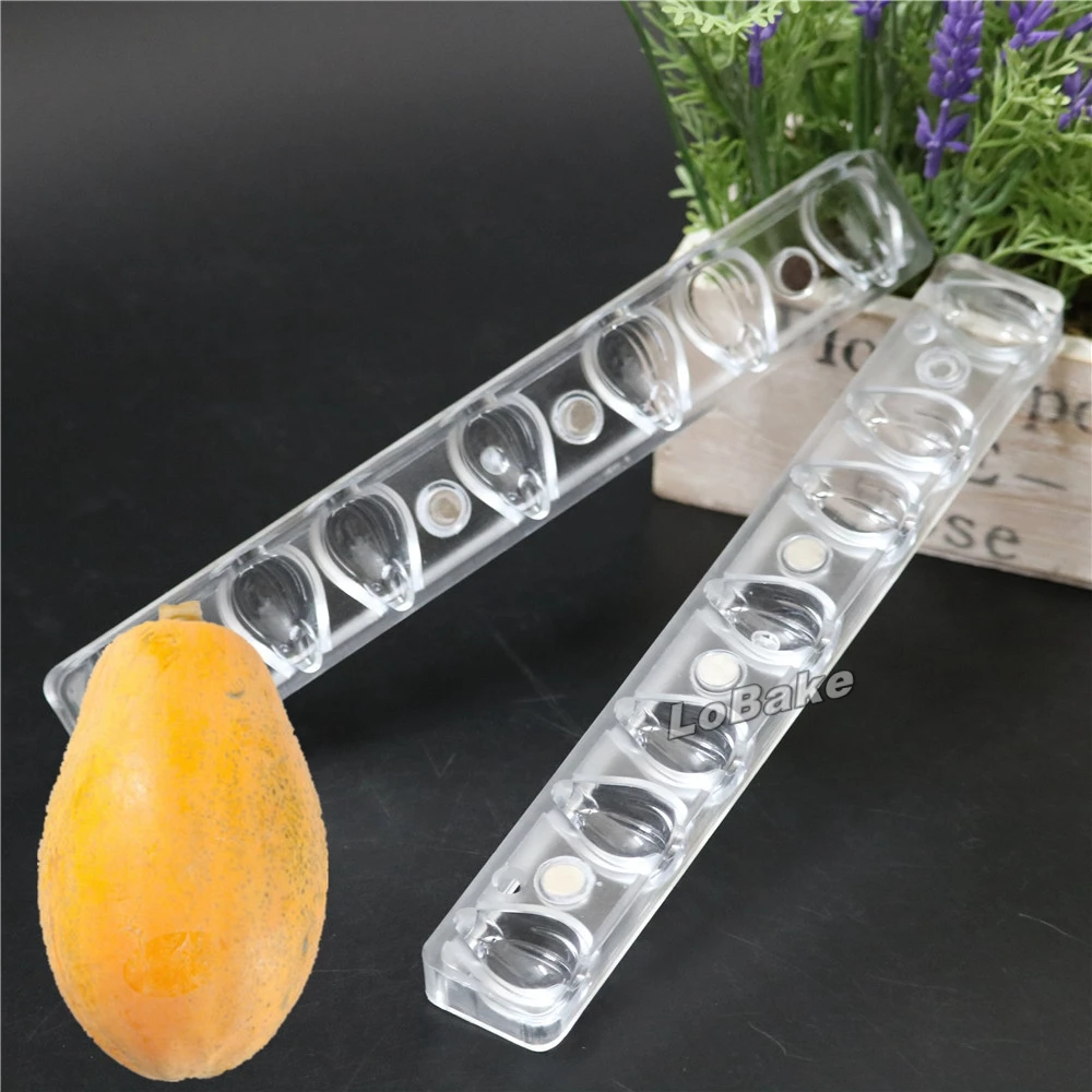 

Latest 2 halves 7 cavities 3D creative pawpaw praline shape magnetic Polycarbonate long style chocolate mould for baking tools
