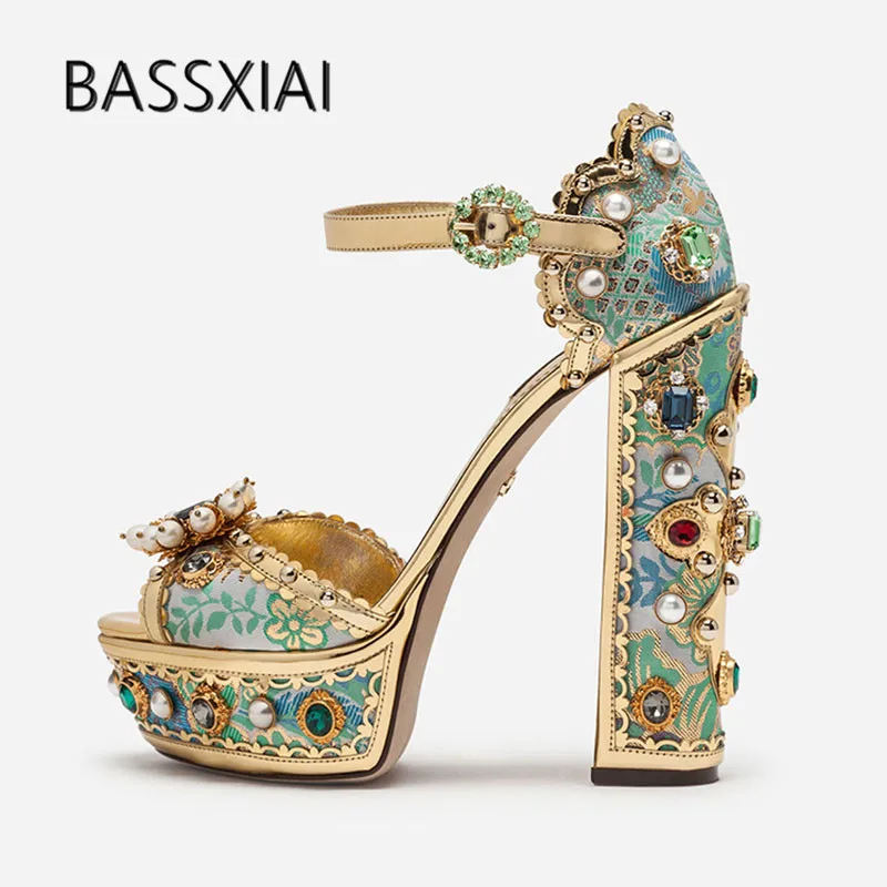 

2019 Retro Platform Sandals Women Peep Toe Rhinestone Diamond Embroidery High Heel Shoes Woman Sexy Wedding Shoes