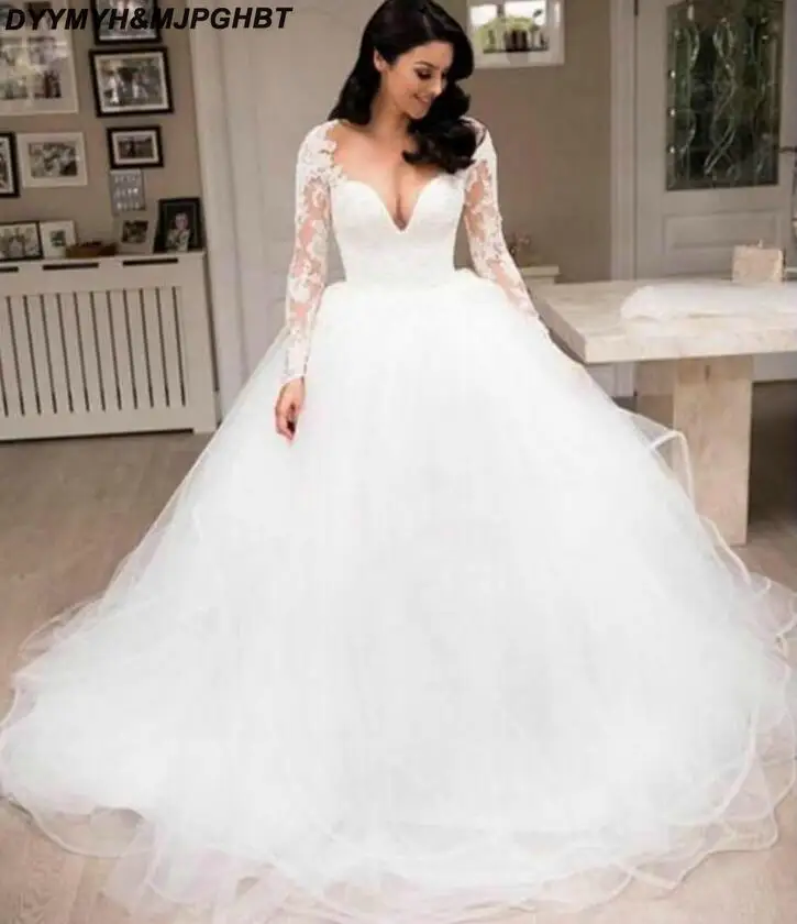 2018 V Neck Lace Wedding Dresses Long Sleeves Tulle Sweep Train A Line Long Bridal Wedding Gowns_