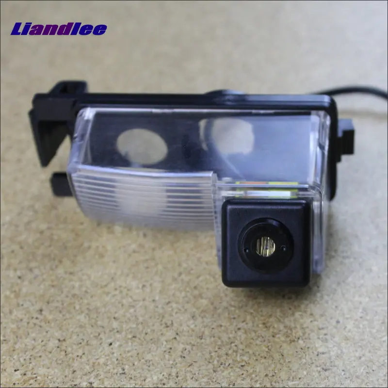 

Liandlee For NISSAN Latio Hatchback Livina Geniss Car Decoration Fog Lamps Anti Warning Lights Outside Prevent Mist Haze