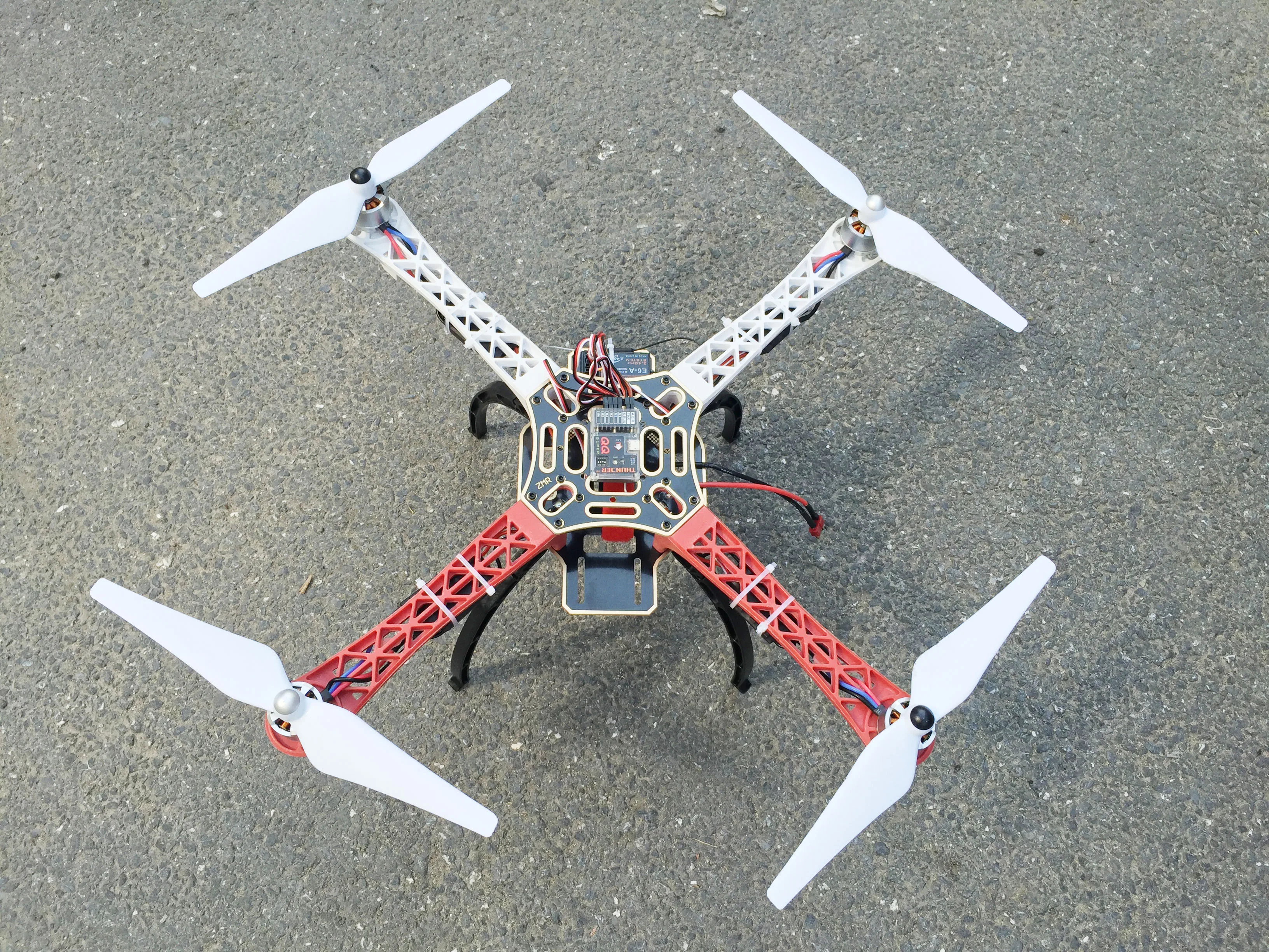 

Aerops F450 Quadcopter Drone Kit with 2212 920kV Motors Emax 30A ESC Props Naze32 FSi6 Unassemble