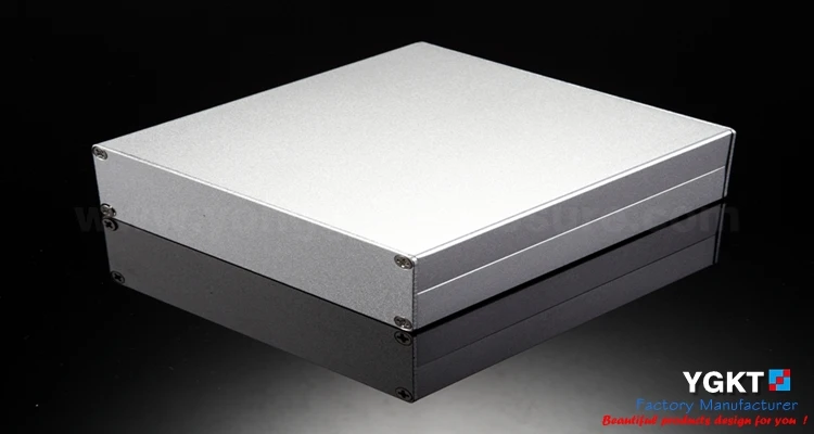 114-33 aluminumn box.jpg
