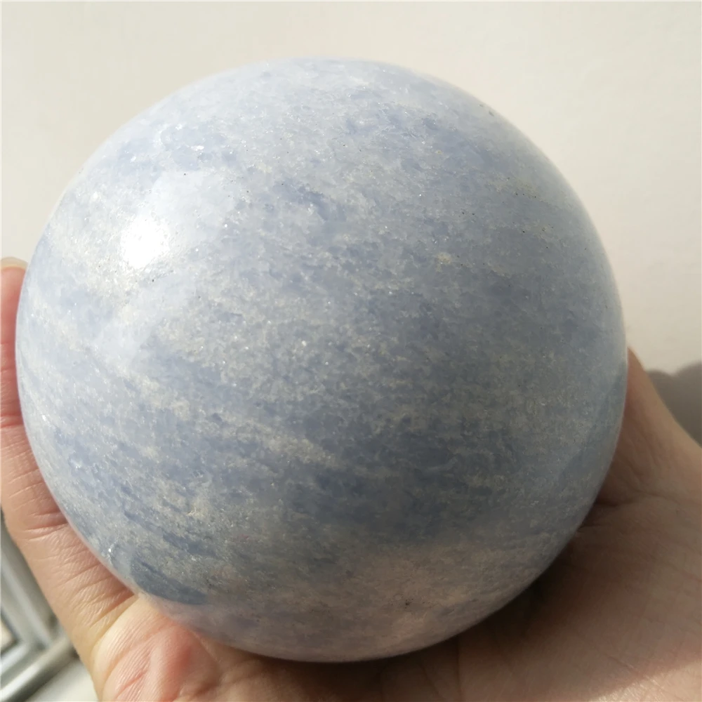

Natural Hand Carving Kyanite Crystal Sphere Ball Healing Tumbled Reiki Wicca An Artwork For Home Decoration For Sale ZXW