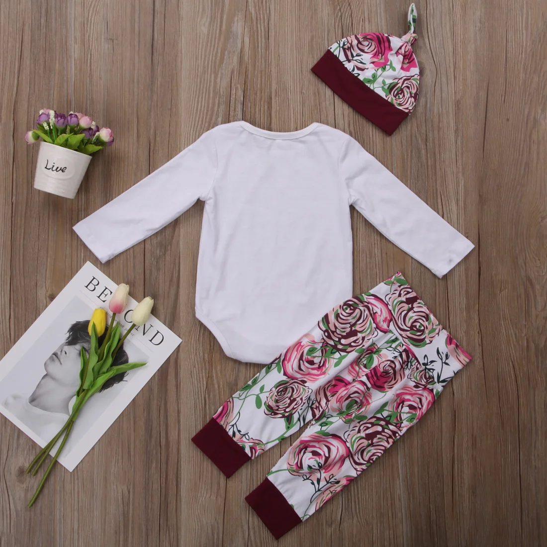 Комплект одежды из 3 предметов для новорожденных девочек; комбинезон с длинными рукавами и надписью+ штаны с цветочным принтом+ шапочка; комплект одежды