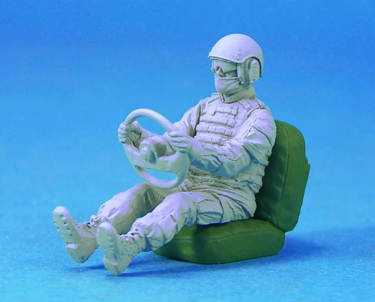 

LF 0133 1/35 Modern American Stryker Armored Car Driver