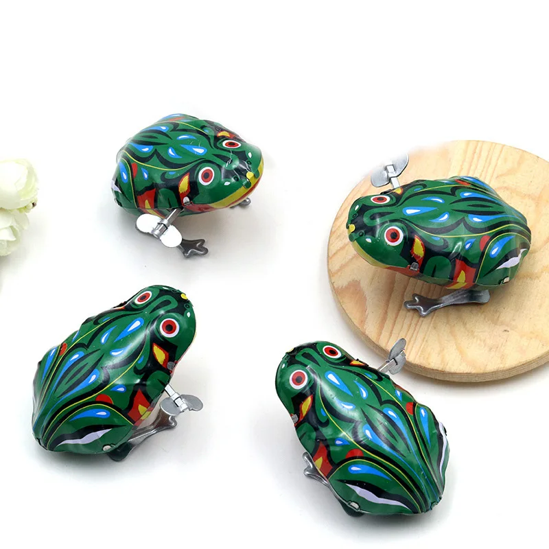 Retro Jumping Frog Tin Toys Wind Up Vintage Metal Clockwork Tin Toys Vintage Kid Jumping Frog 2