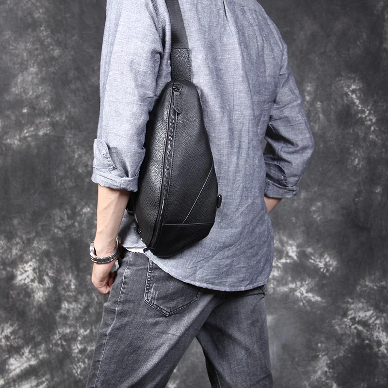 AETOO Personality casual head cowhide chest bag men's leather shoulder slant bag