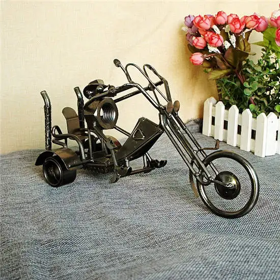 

Hand-made metal metal ring iron decoration craftsmanship handsome curved chain motorcycle metal ring figurines placed Christmas