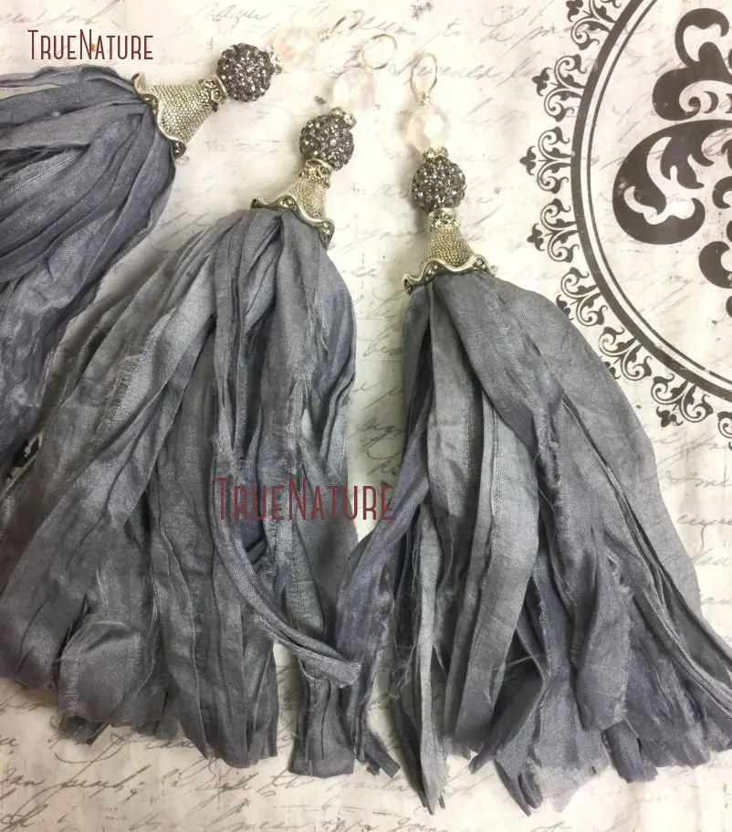 TPO14373-Gray Sari Silk Tassel Pendant Bohemian Tassels Pendant Antique Silver Fluted Bead Cap Czech Glass  (2)