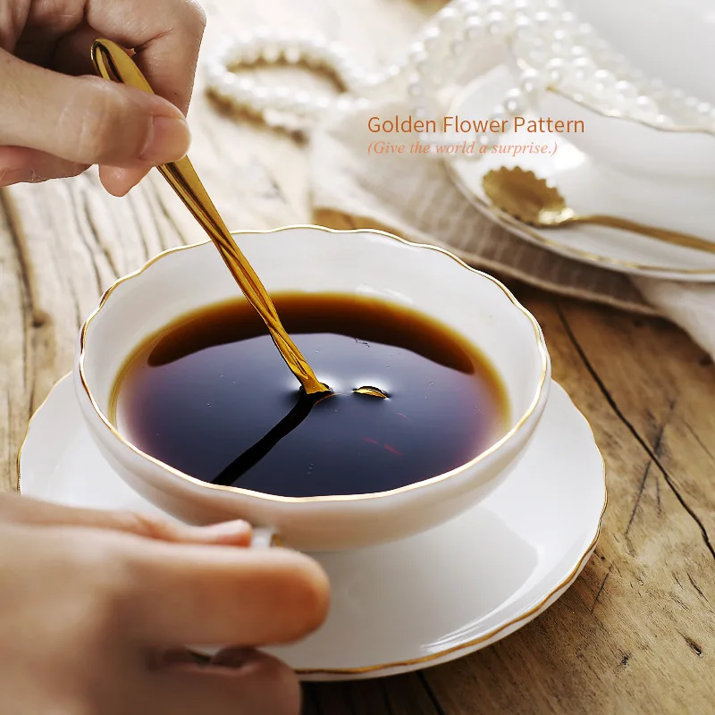 

Nordic Style Bone China Coffee Cups Saucer Set Ceramic Teacup Gold Flower Pattern Porcelain Tea Cup Tray Christmas Gifts