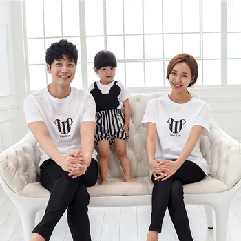 

Family Style Tops Cotton T shirt Clothing Mother Daughter Father Son T shirt Clothes Family Matching Outfit Summer Clothing TM28