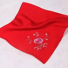 Сучжоу Шелковый Вышитый цветок красный платок свадебный подарок китайский стиль женские модные аксессуары маленький платок 26x26 см