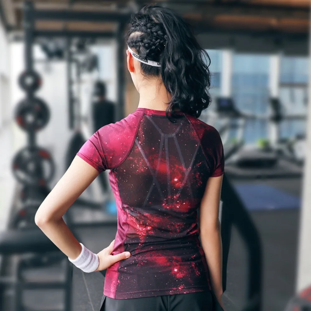 U Yoga Shirt Dámské běžecké tričko Oka Panel Krátký rukáv Yoga Tops Fitness Sportovní oblečení Běh Rychlé sušení Top Sport