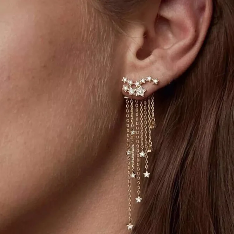 серьги-цепочки. серьги висячие. сережки цепочки. серьги с цепочками подвесками. золотые серьги висюльки с жемчугом.