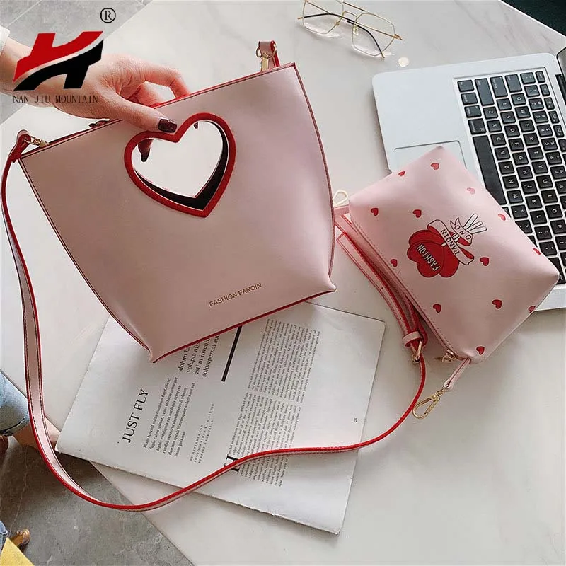 

NAN JIU MOUNTAIN 2019 spring and summer new Korean version of the heart of the hand ins girls shoulder shoulder Messenger bag