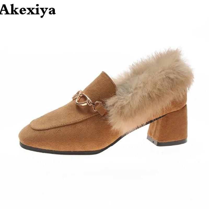 

2018 new autumn Korean version of the wild fur shoes with peas shoes winter plus velvet shoes students with women's shoes
