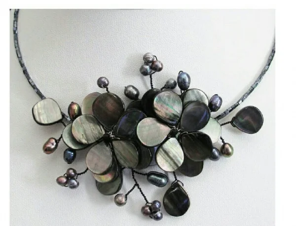 

Hot Sale 2017 New Fashion Exquisite Cute Black Flower Necklace Birthday