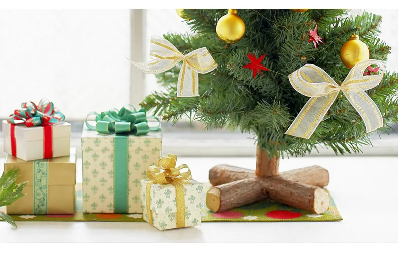 Detail5_Christmas tree greeting card