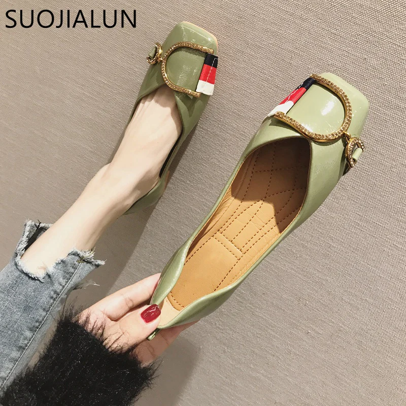 

SUOJIALUN Spring New Fashion Women Flat Shoes Patent Leather Casual Metal Buckle Square Toe Ballet Flat Shoes For Office Ladies