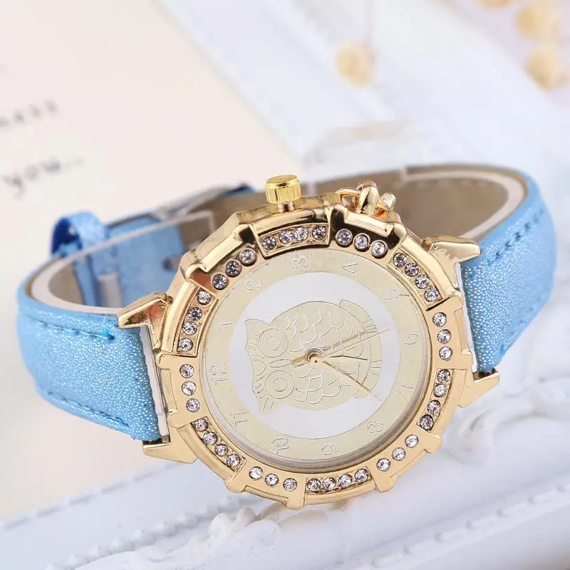 

Simple and Generous Owl Pendant Bracelet Quartz Watch