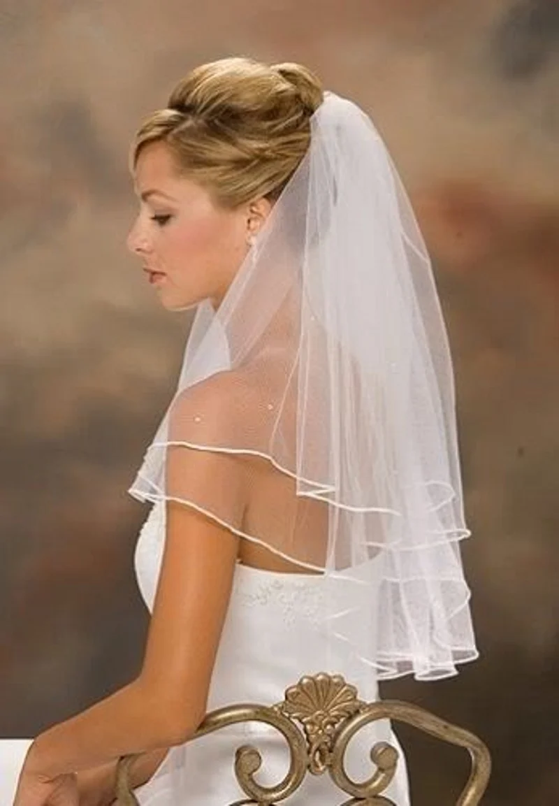 Free shipping Two Layer Cascading Ruffles Wedding Veil comb Bridal