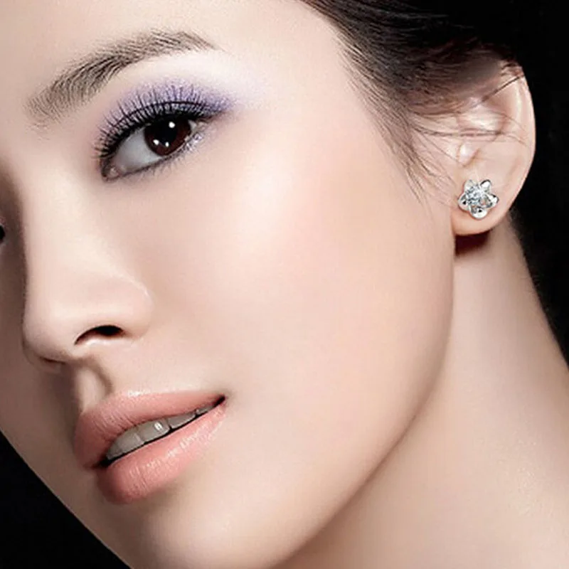 E31 stud earrings
