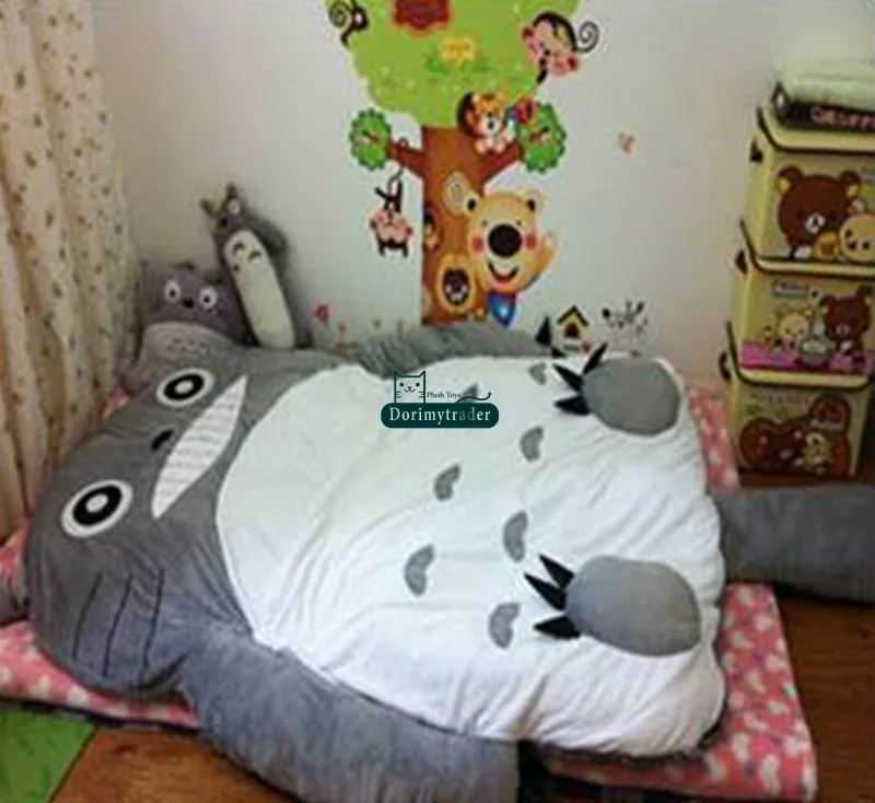 Dorimytrader 200cm X 160cm Huge Soft Plush  Cartoon Anime Totoro Bed Tatami Mattess Sofa Kids Play and Sleeping Carpet Present DY6327(35)