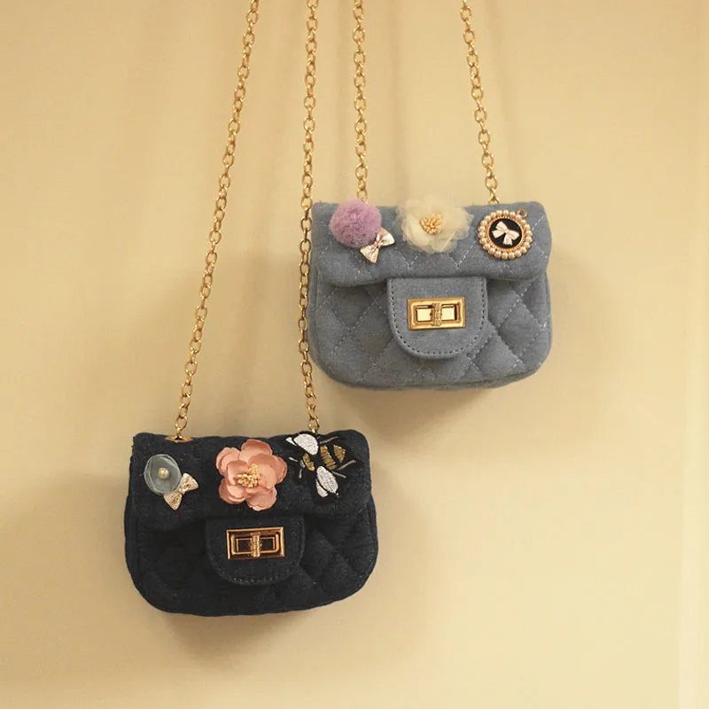 

QZH 2018 new explosion of Cartoon children's Messenger Bag Princess flowers single shoulder bag