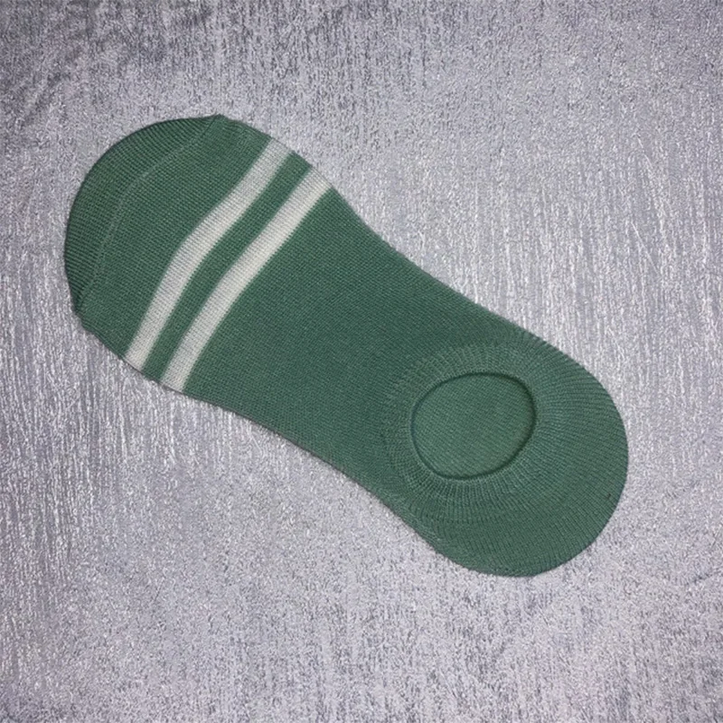 浅绿色