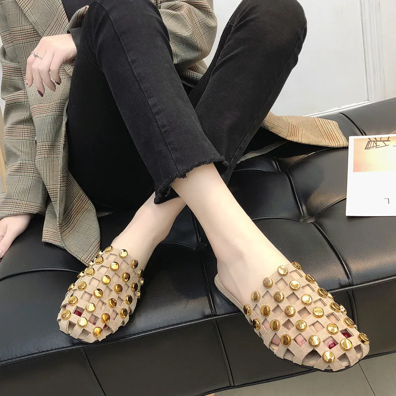 Spring Summer Half slippers Sandals Female Fashion Rivet Flat Bottom Outside Red Slippers flip flops slippers sexy rivets ladies Spring Summer Half slippers Sandals Female Fashion Rivet Flat Bottom Outside Red Slippers flip flops slippers sexy rivets ladies