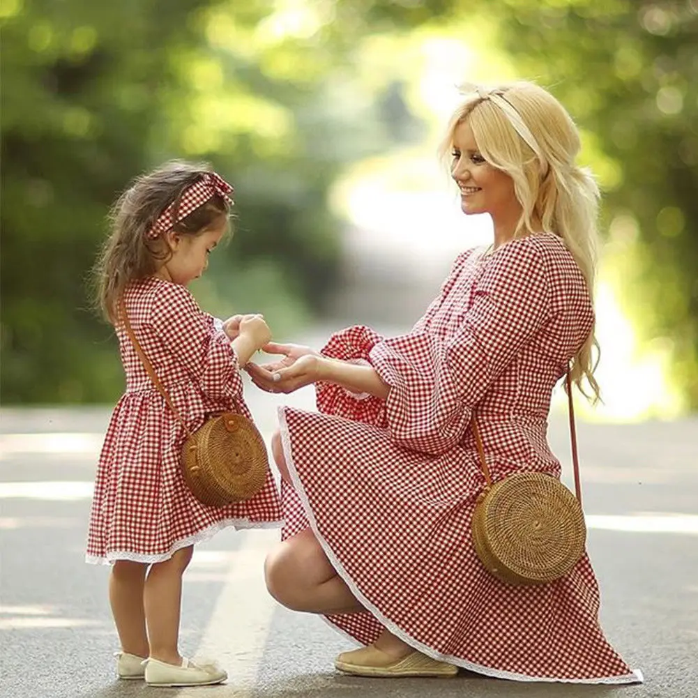 

Christmas Mother daughter dresses Mom and me Women kids girl Cute checkerboard dress elegant Xmas party princess Dress