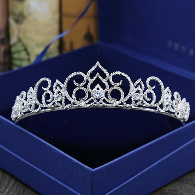

Top Quality New Style Fashion Sparkling Wedding Hair Comb Cubic Zircon Beauty Bruids Haar Accessoires Tiaras and Crowns H-014