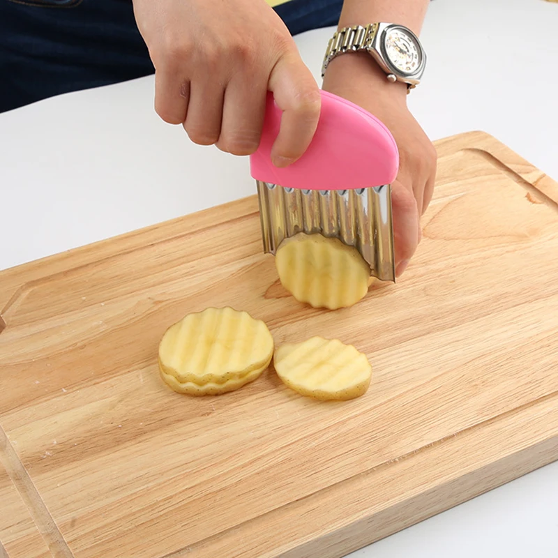 1pc Wave Shape Onion Potato Slicing Device Wrinkled Undulant Fries Salad Cutting Tool Slicer Kitchen Accessory Vegetable Cutter