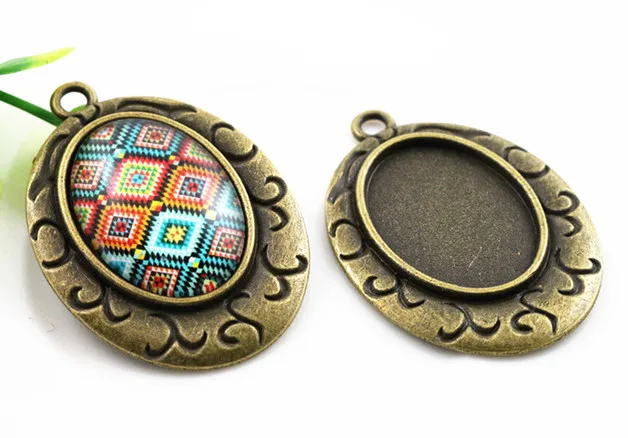 

3pcs 18x25mm Inner Size Antique Bronze Fashion Style Cameo Cabochon Base Setting Charms Pendant necklace findings (C3-49)