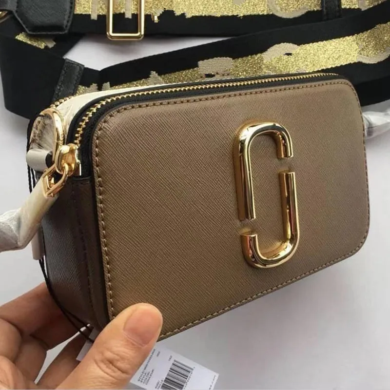 

2019 High quality designer brand female small shoulder bag color wide shoulder zipper mini square bag mobile Messenger women bag