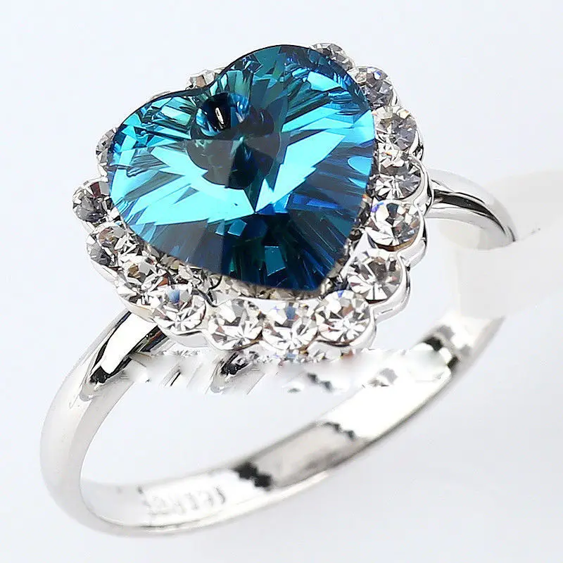 

shipping>>>>Simulated Gem Ring "Heart of Ocean" 18KGP Crystal Size 6-9