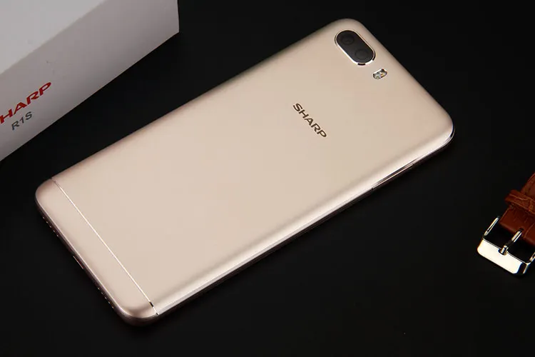 SHARP R1S 3GB RAM 32GB ROM MTK6750 1.5GHz Octa Core 5.5 Inch 2.5D HD Screen Dual Camera Android 7.0 4G LTE Smartphone