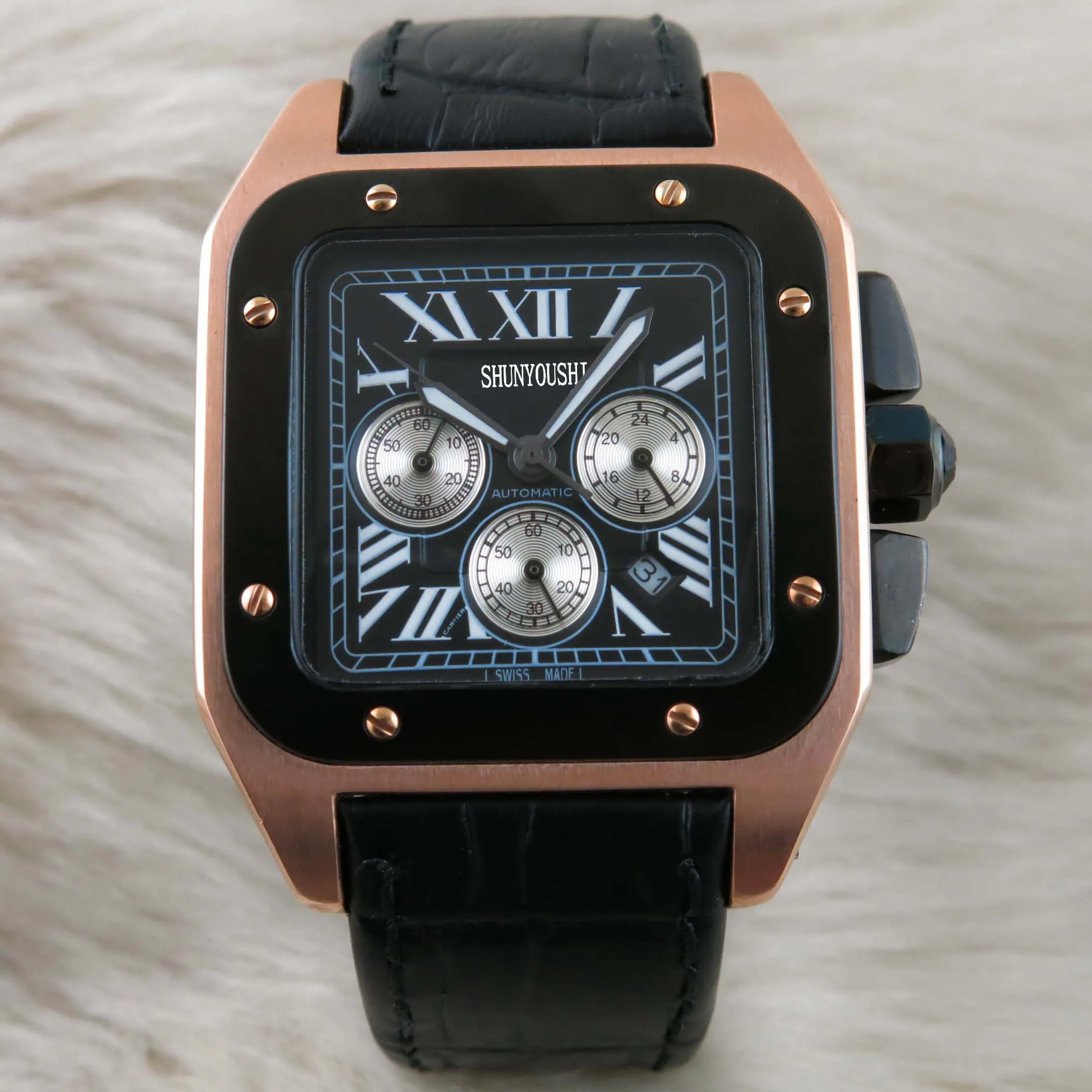 

WG05440 Mens Watches Top Brand Runway Luxury European Design Quartz Wristwatches
